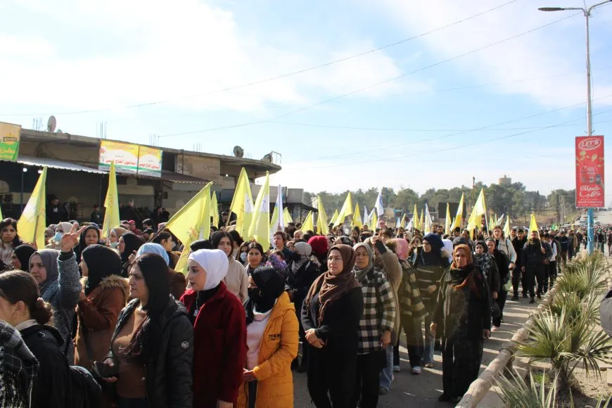 Протестующие в регионе: «Мы все — СДС, да здравствует сопротивление на плотине Тишрин»