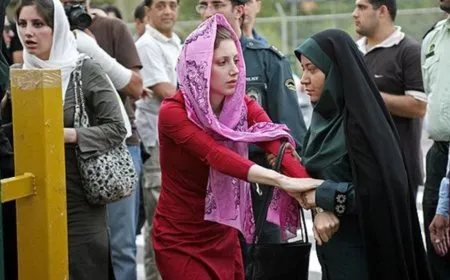 Власти Ирана увольняют учителей за участие протестах «Женщина, жизнь, свобода»