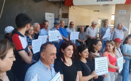 В Сувейде уже месяц продолжаются протесты с требованием обеспечить студентам право на образование