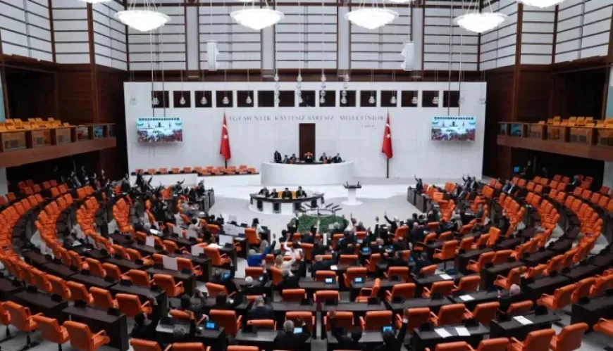 Парламент Турции обсуждает законопроект об укреплении национальной солидарности и социального единства