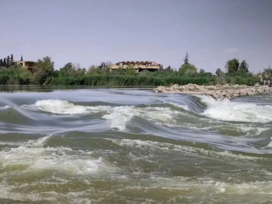 В провинции Дейр-эз-Зор подъем воды в Евфрате угрожает новым территориям
