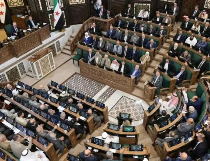 Парламент Сирии обсуждает отмену Закона № 41 о недвижимости в приграничной зоне
