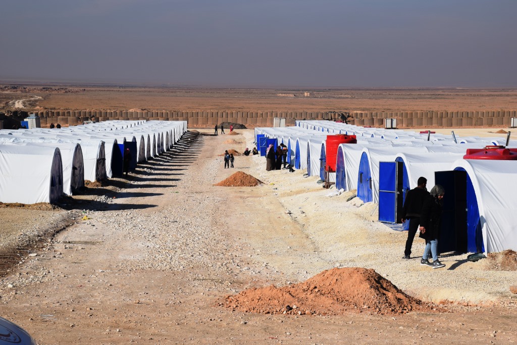 Girê Spî halkı için açılan kampta hazırlıklar sürüyor