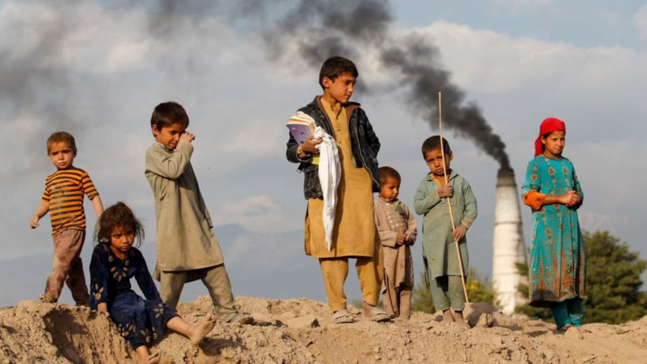 Afganistan'da son 72 saatte 27 çocuk yaşamını yitirdi