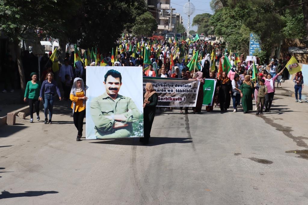 Dirbêsiyê halkı KDP’nin ihanetini kınadı