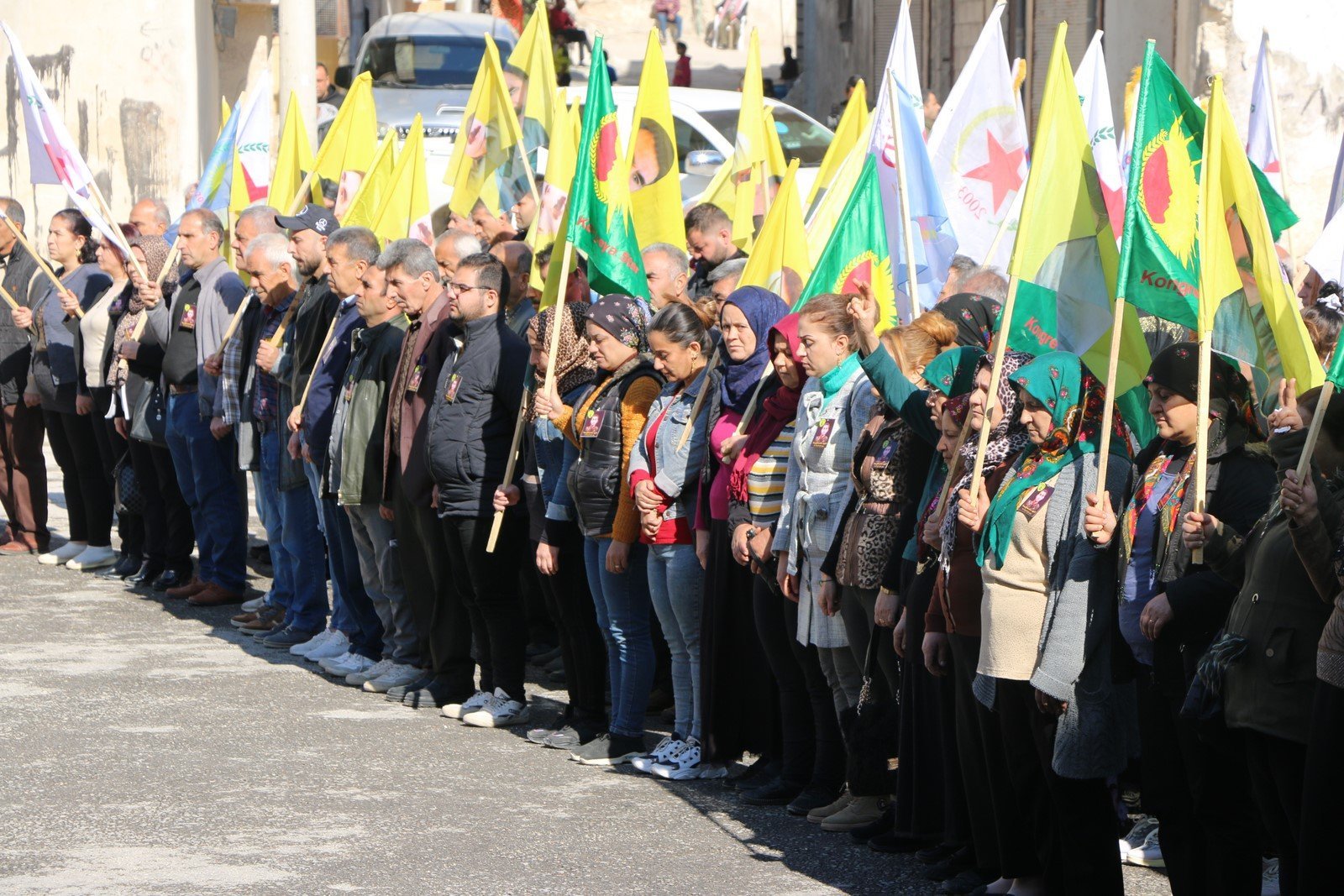 Halep’te yüzler Şehit Şervan için kurulan taziye çadırına akın etti