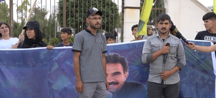 Двое молодых арабов из кантона Джазира вступили в ряды партизан