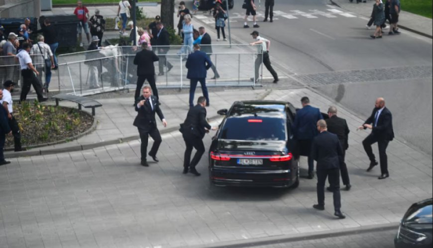 Slovakya Başbakanı Fico’ya silahlı saldırı