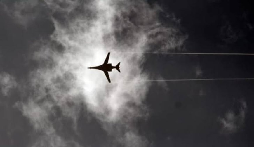 Rus uçakları Lazkiye ve İdlib kırsalını bombaladı