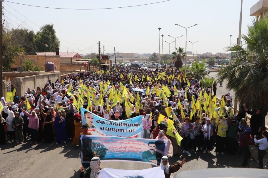 Yüzler Önder Abdullah Öcalan’ın fiziki özgürlüğü için yürüdü